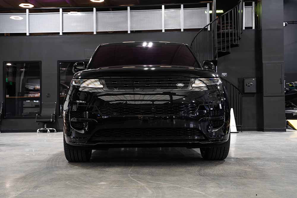 ppf brisbane paint protection film installation clear bra installation brisbane front end protection ppf wrap brisbane bonnet and guards protection paint protection film self healing demonstration brisbane ppf edge wrap detail close up brisbane